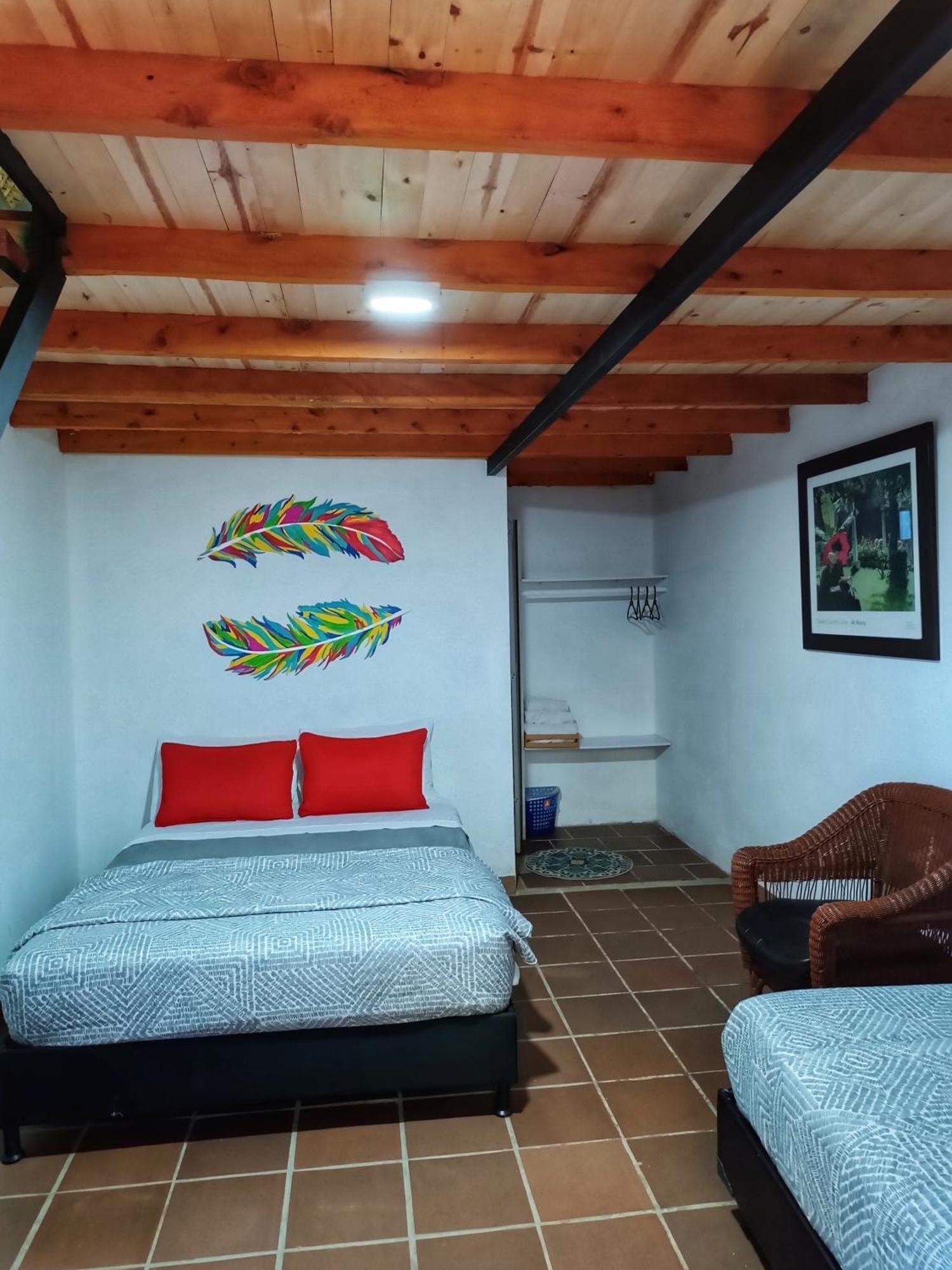 Hotel Marrokos Aeropuerto Jose Maria Cordova Гуарне Екстериор снимка