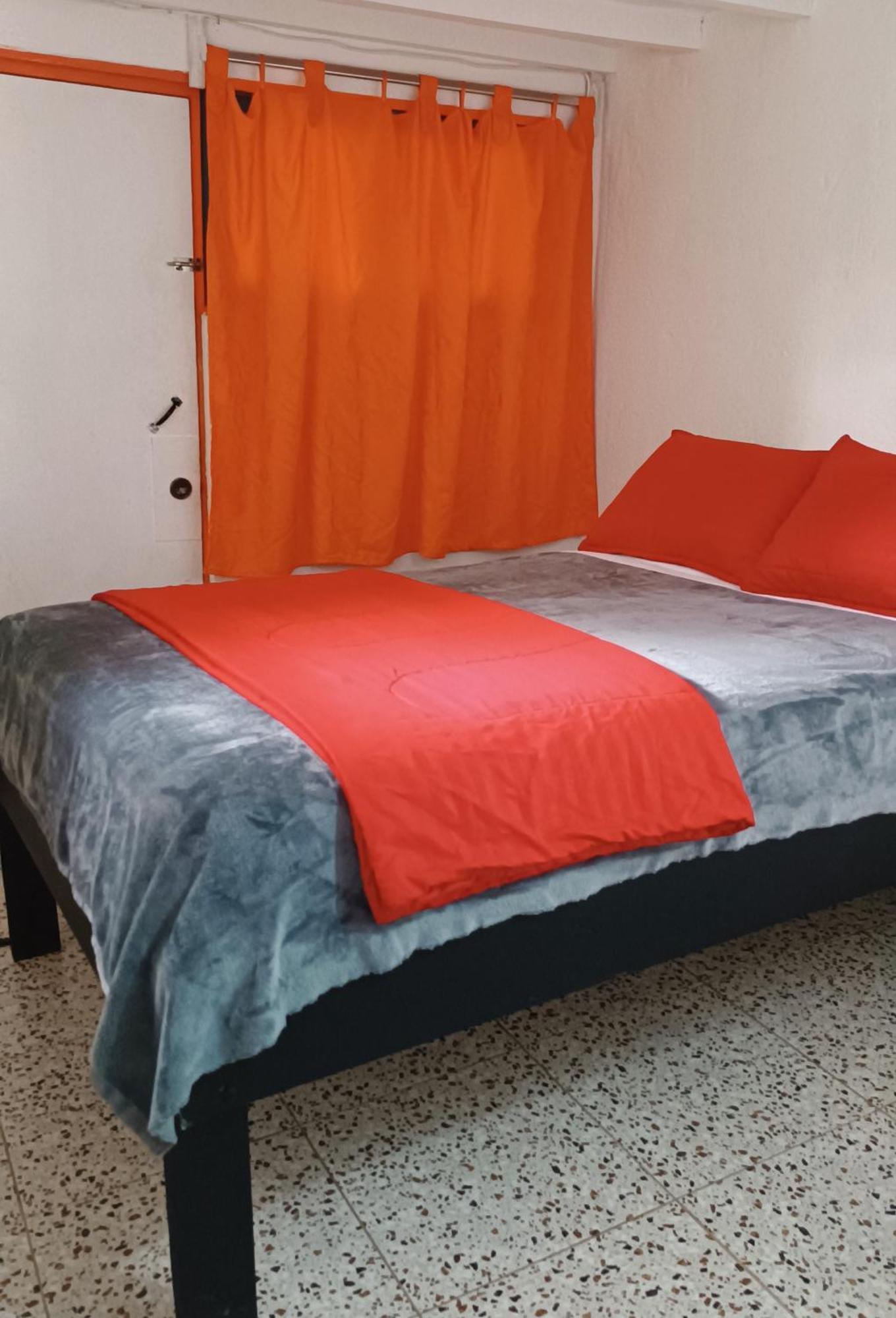 Hotel Marrokos Aeropuerto Jose Maria Cordova Гуарне Екстериор снимка